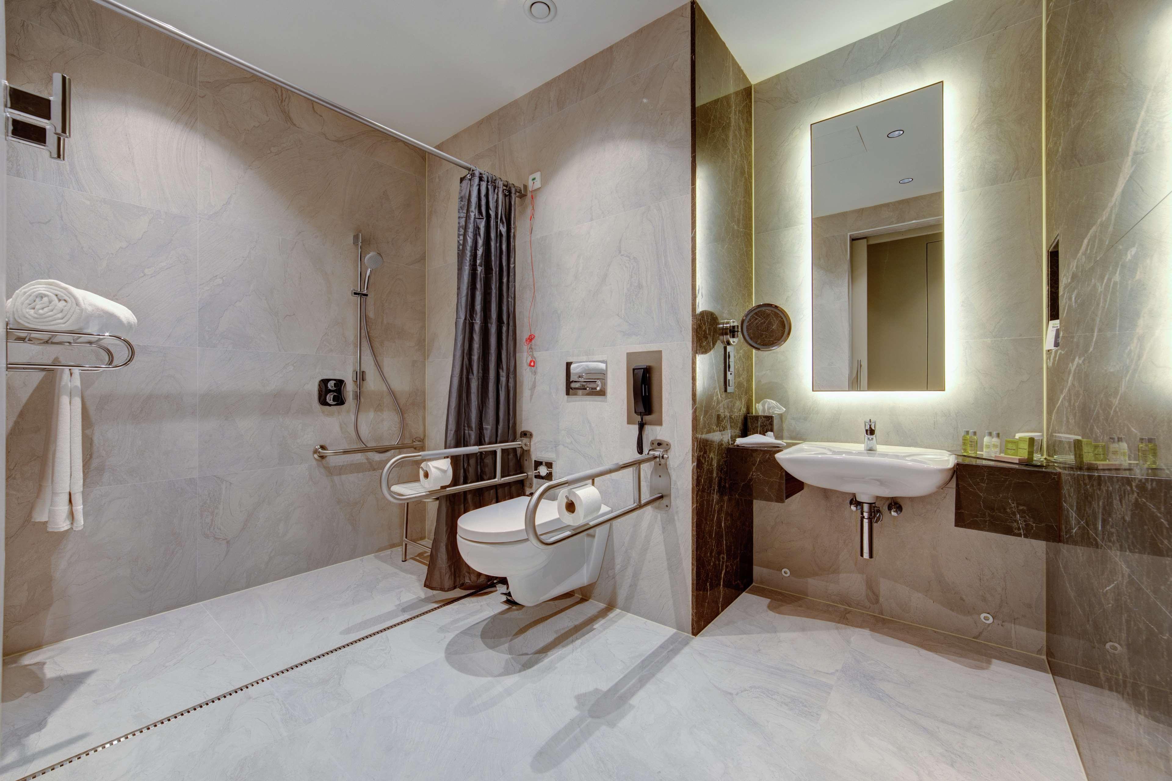 Doubletree By Hilton Adana Hotel Exterior photo
