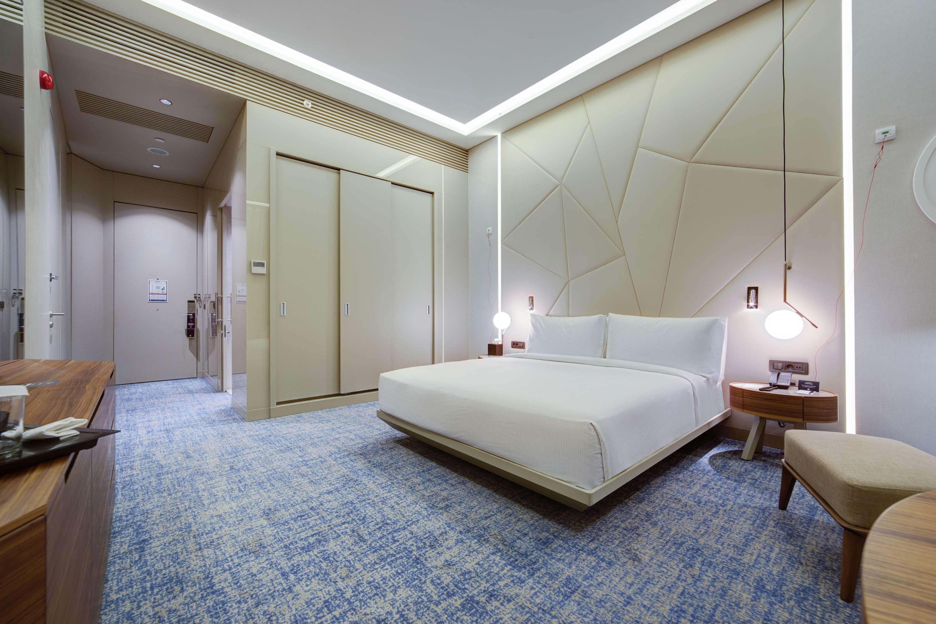 Doubletree By Hilton Adana Hotel Exterior photo