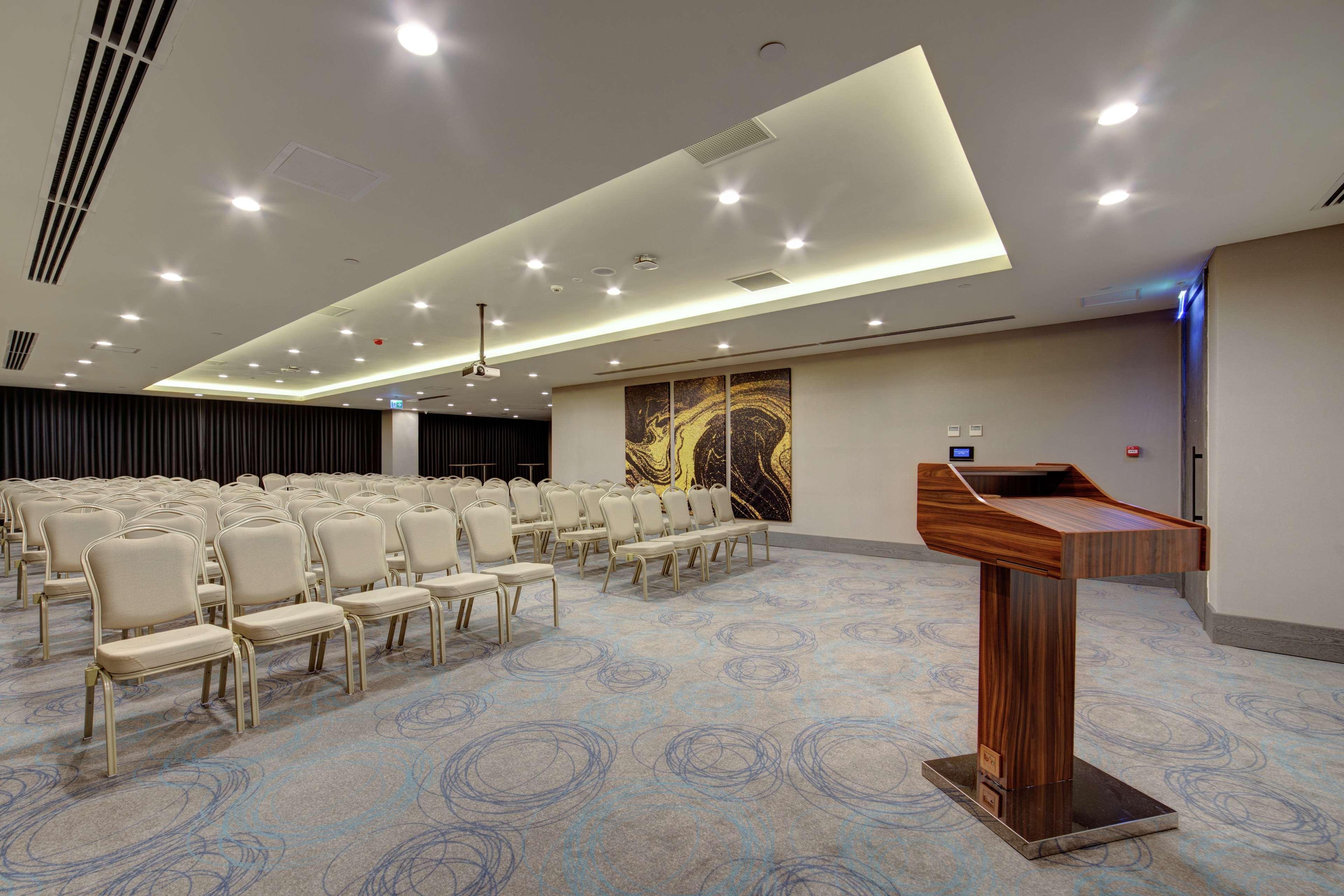 Doubletree By Hilton Adana Hotel Exterior photo