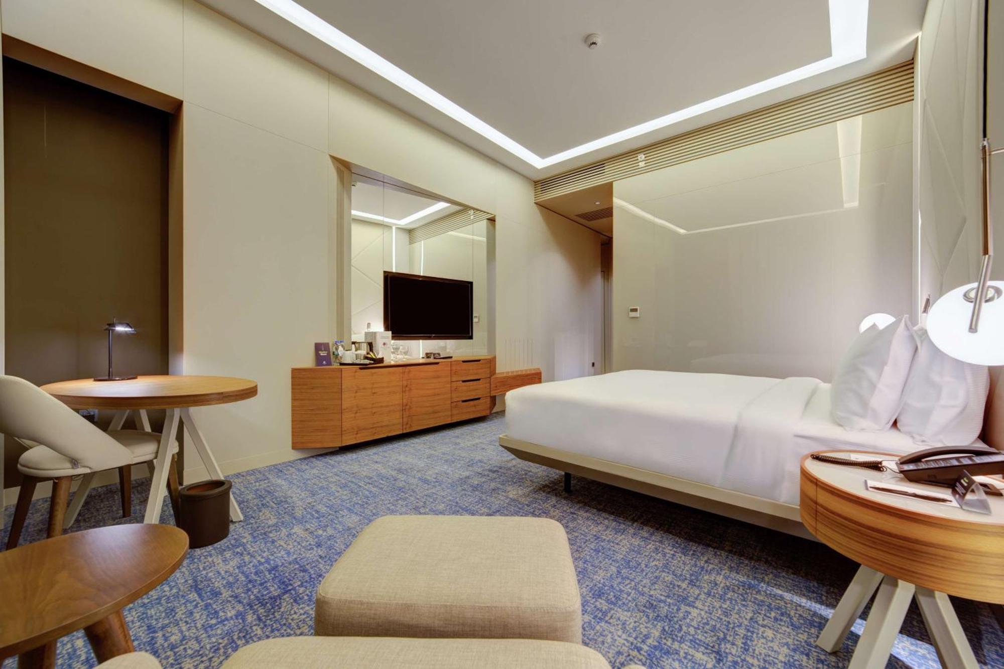 Doubletree By Hilton Adana Hotel Exterior photo