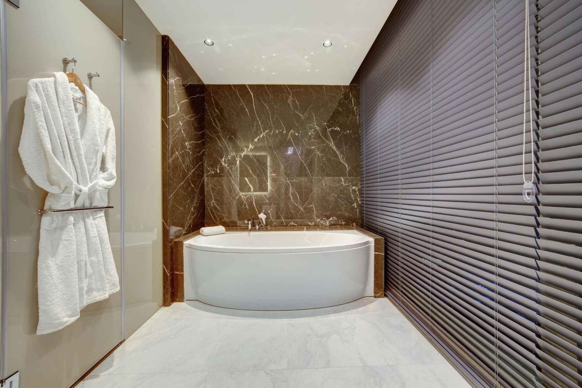 Doubletree By Hilton Adana Hotel Exterior photo