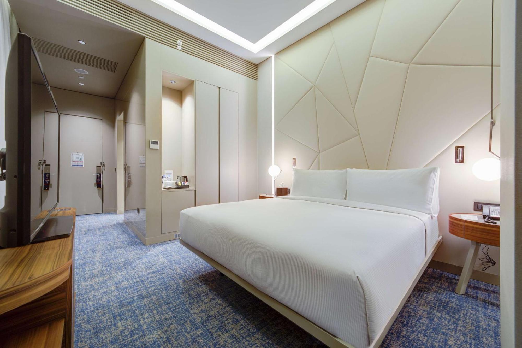 Doubletree By Hilton Adana Hotel Exterior photo